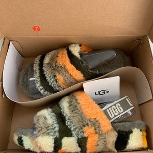 UGG “Fluff Yeah Cali Collage!”